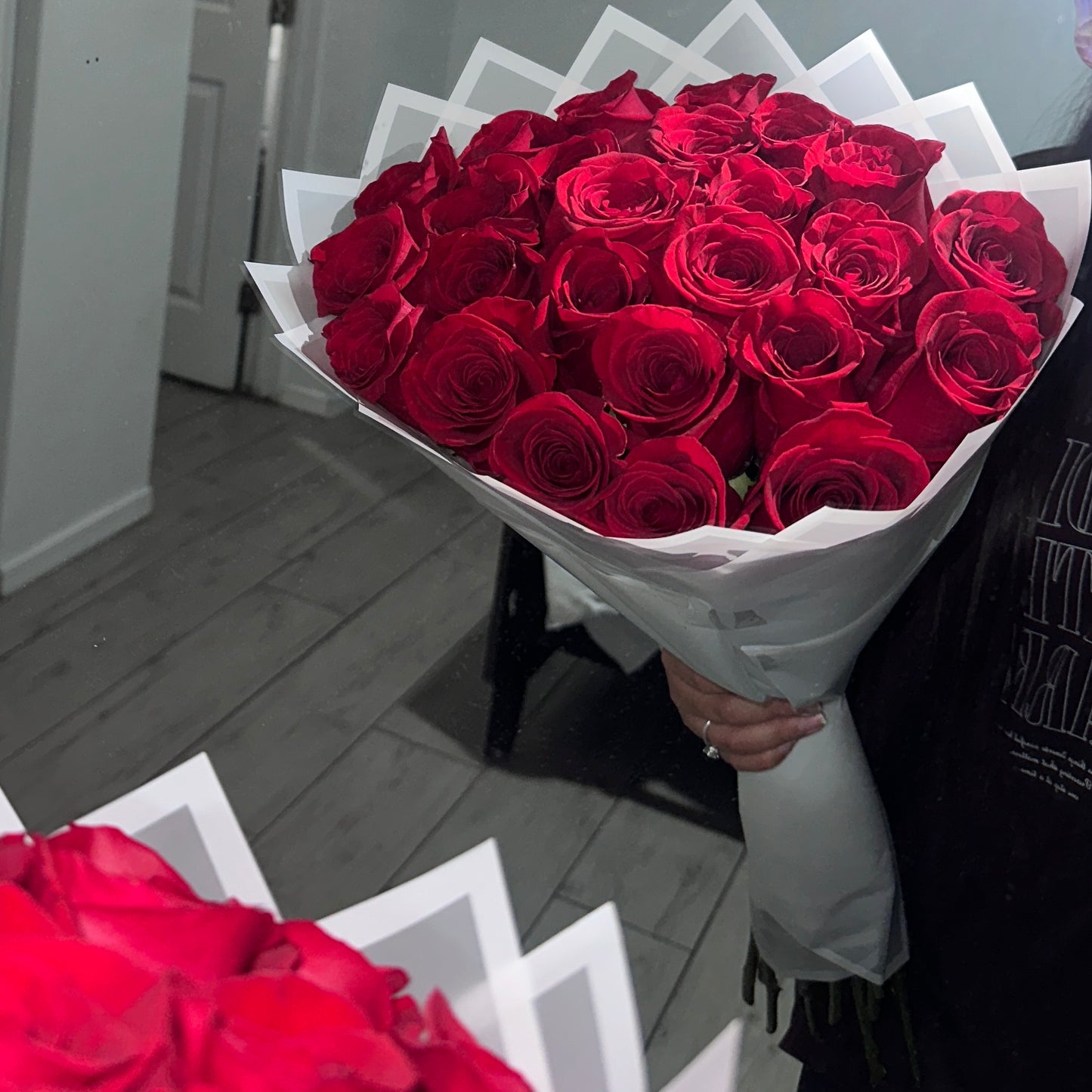 Classy Red Bouquet (25ct,50ct,75ct)