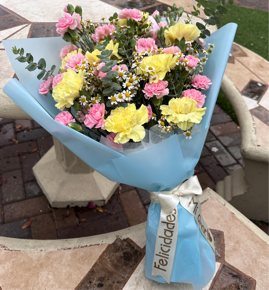 Sunny Serenity Bouquet 💛☀️