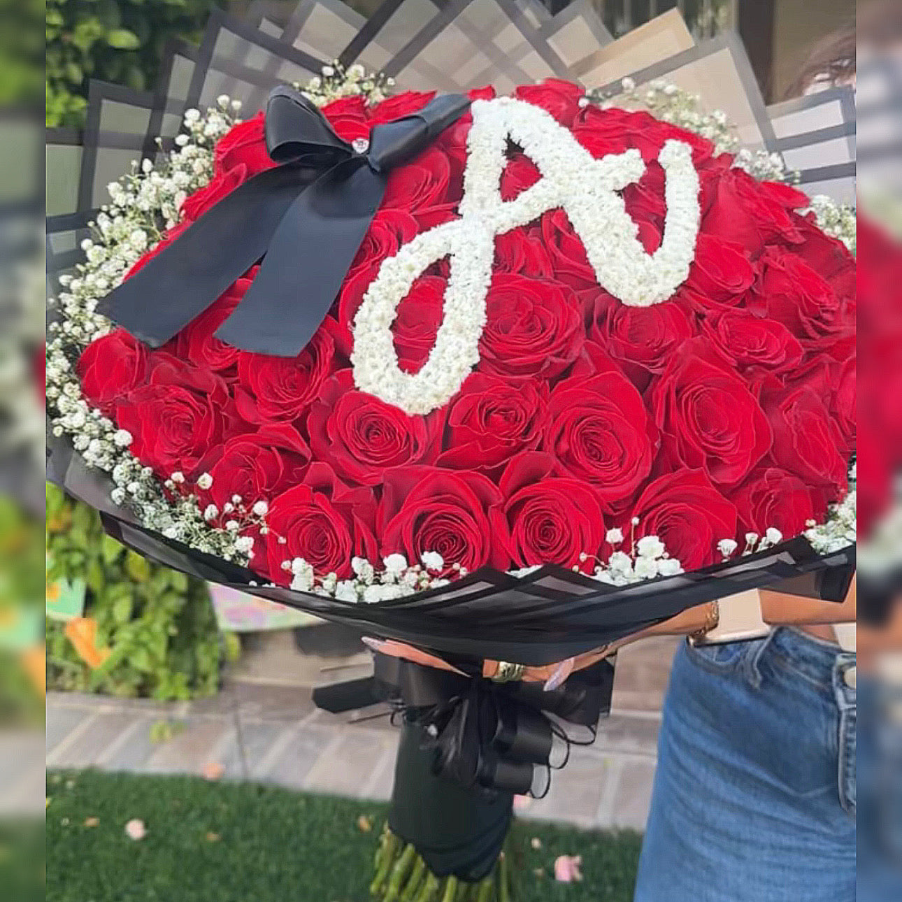 Initial bouquet ✨